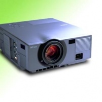 Beamer NEC MT 1750 W 1024 x 768, 2100 ANSI Lumen, groothoeklens